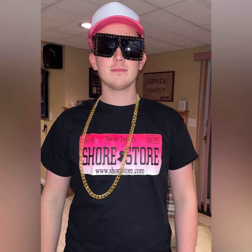 Jersey Shore - Shore Store License Plate Tee Large Pink worn once Snooki Costume